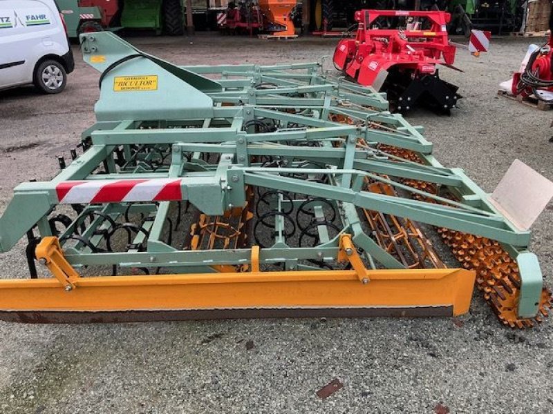 Grubber Türe ait Sonstige BICULTOR, Gebrauchtmaschine içinde les hayons (resim 4)