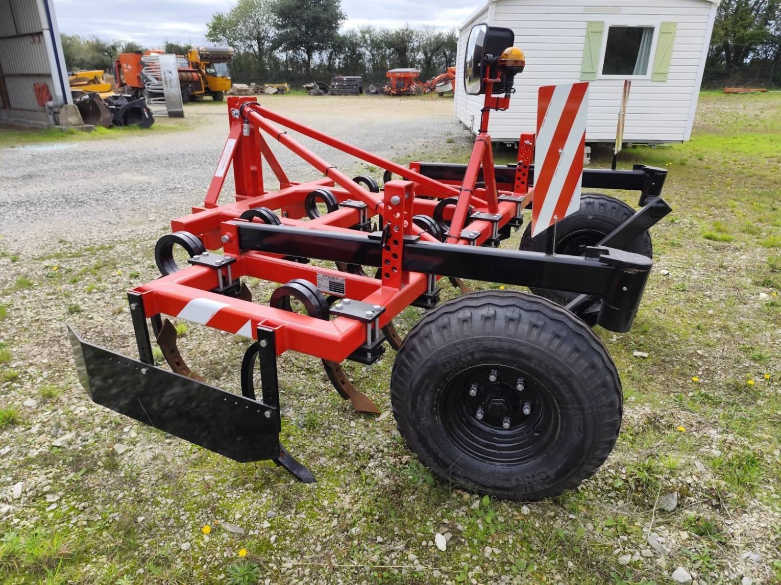 Grubber des Typs Sonstige CHISEL, Gebrauchtmaschine in Le Horps (Bild 3)