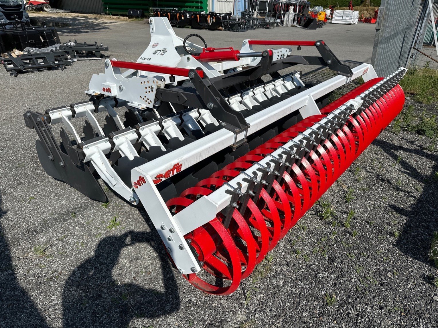 Grubber des Typs Sonstige Déchaumeur à disques Panter 3M VRING Efe, Gebrauchtmaschine in LA SOUTERRAINE (Bild 1)