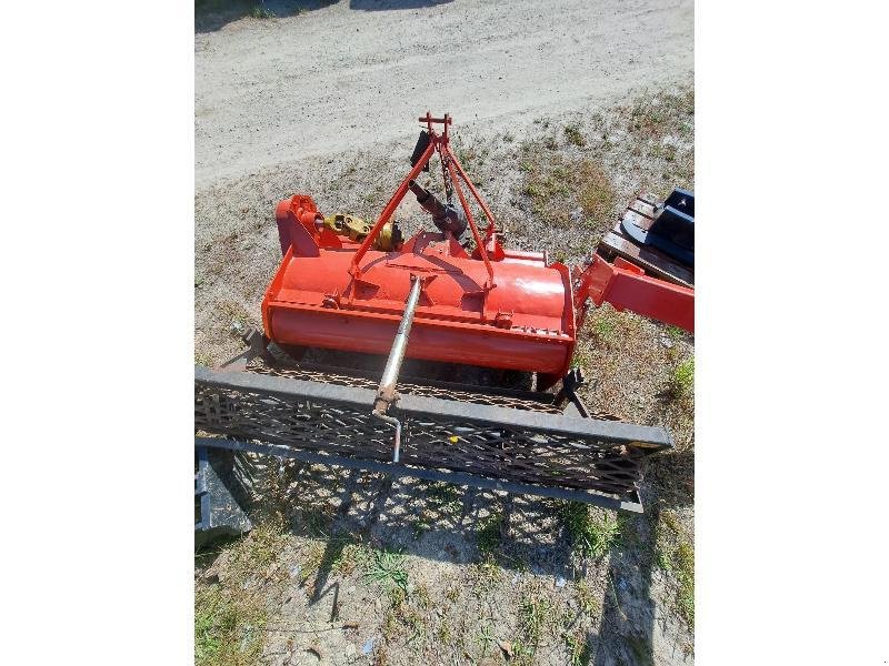 Grubber типа Sonstige ENFOUISSEUR, Gebrauchtmaschine в PLUMELEC (Фотография 7)