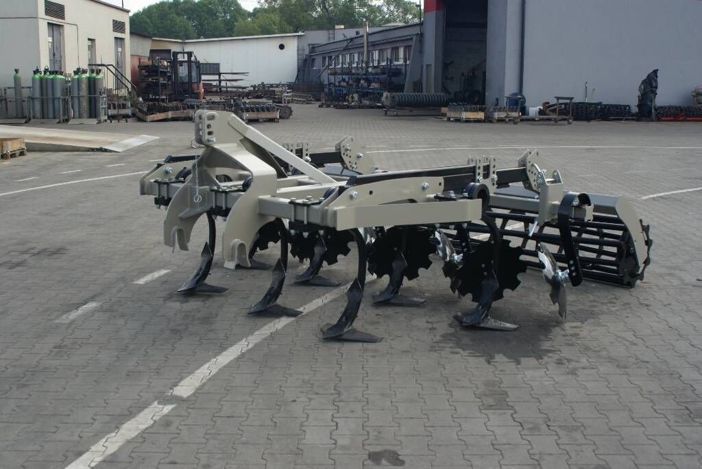 Grubber des Typs Sonstige Flügelschargrubber / stubble cultivator, Neumaschine in Michałowo (Bild 1)