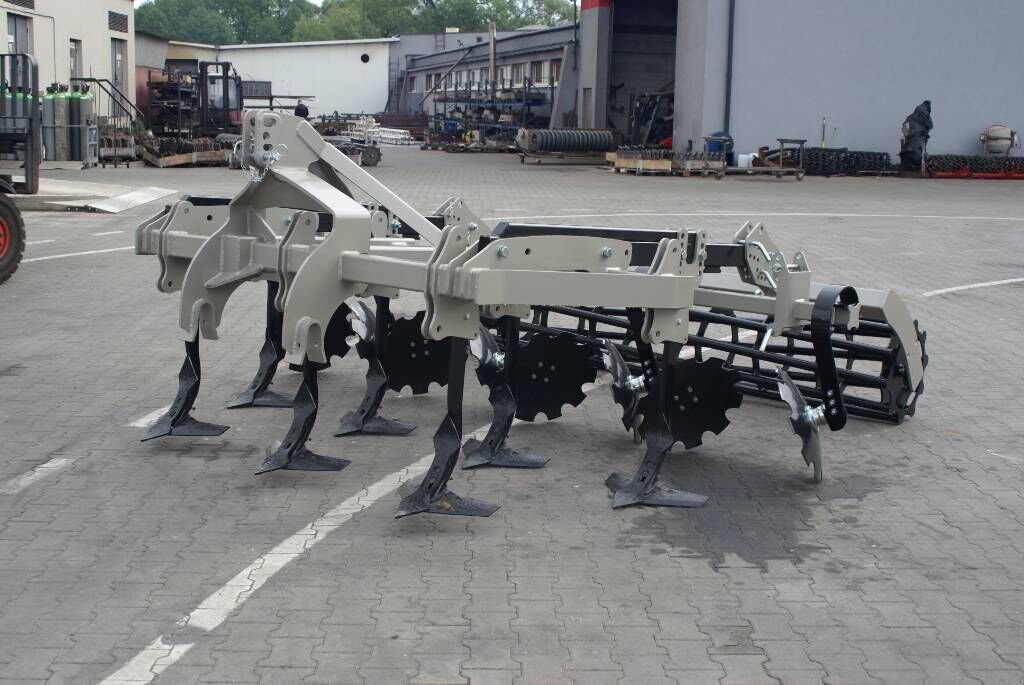 Grubber des Typs Sonstige Flügelschargrubber / stubble cultivator, Neumaschine in Michałowo (Bild 1)