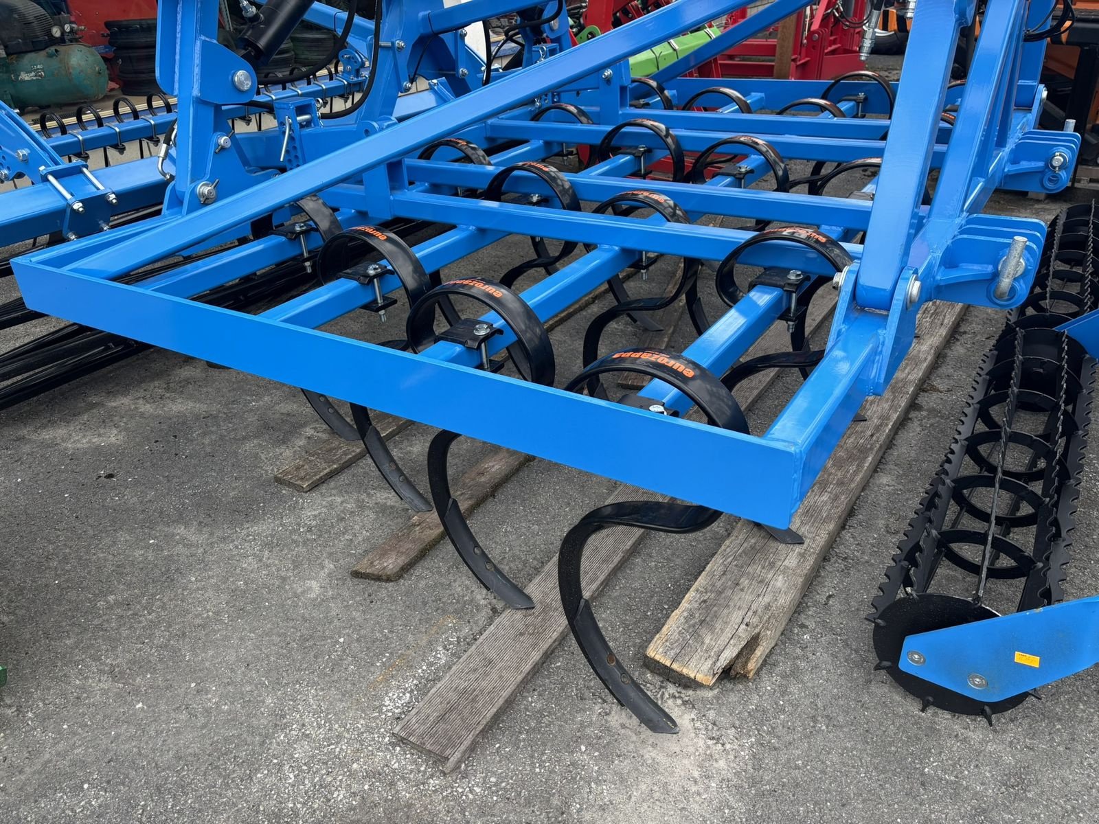 Grubber des Typs Sonstige Leichtgrubber 4m, Neumaschine in Göpfritz (Bild 2)