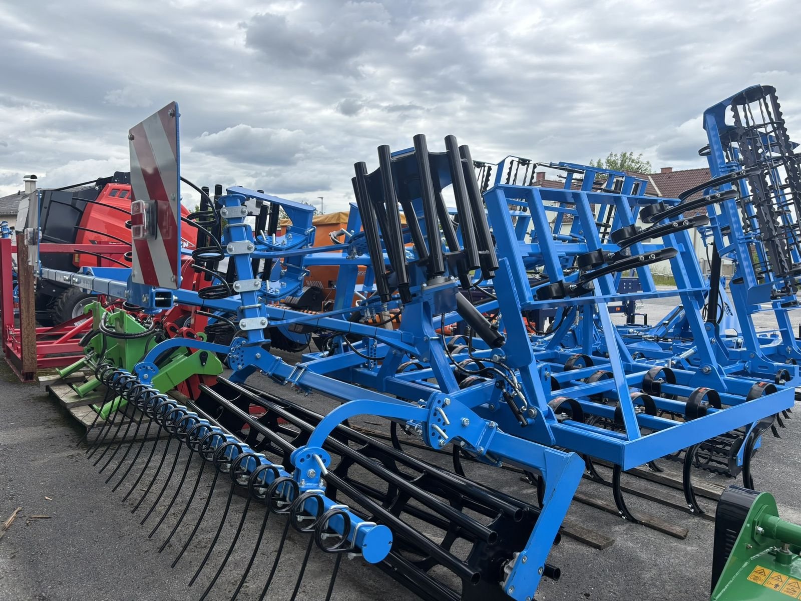 Grubber des Typs Sonstige Leichtgrubber 4m, Neumaschine in Göpfritz (Bild 5)