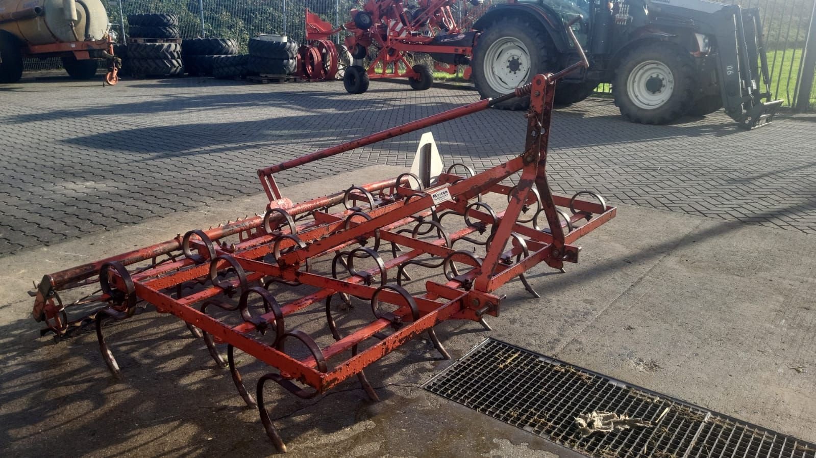 Grubber des Typs Sonstige Moocon Triltand cultivator met kruimelr, Gebrauchtmaschine in Roermond (Bild 4)