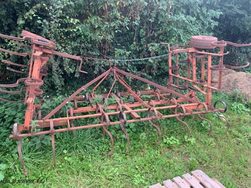 Grubber des Typs Sonstige Sonstiges, Gebrauchtmaschine in ROYE (Bild 2)