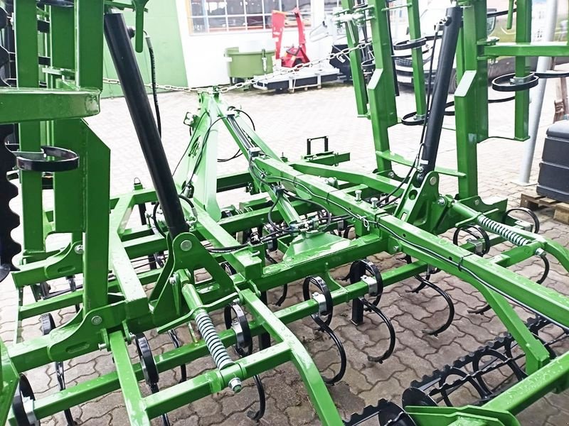 Grubber des Typs Sonstige Stekro Saatbeetkombination 5,6 m Coral Plus, Neumaschine in St. Marienkirchen (Bild 11)