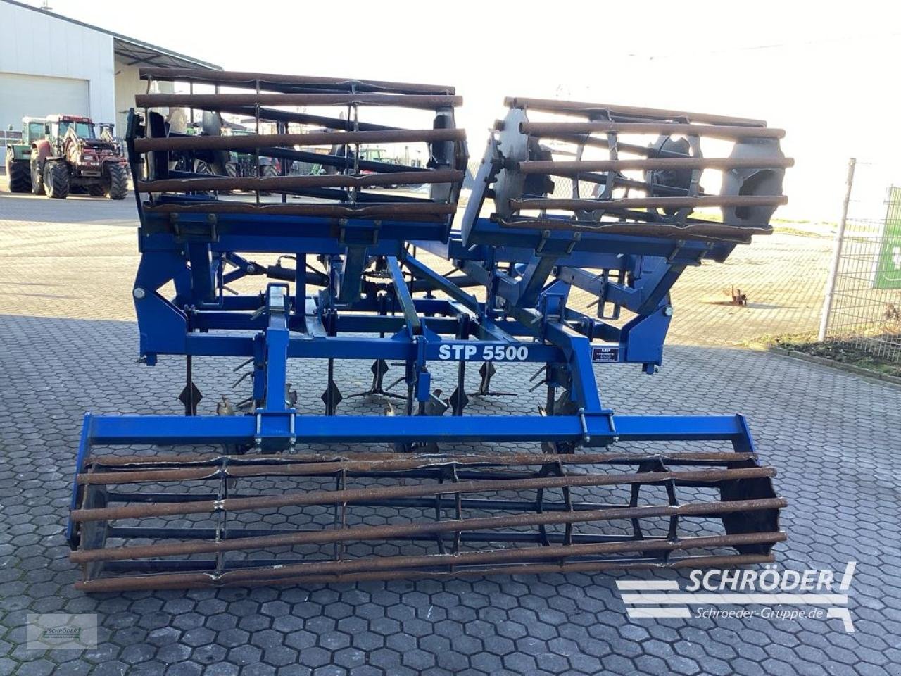 Grubber des Typs Sonstige STP - RKW 5,50 M, Gebrauchtmaschine in Norden (Bild 3)