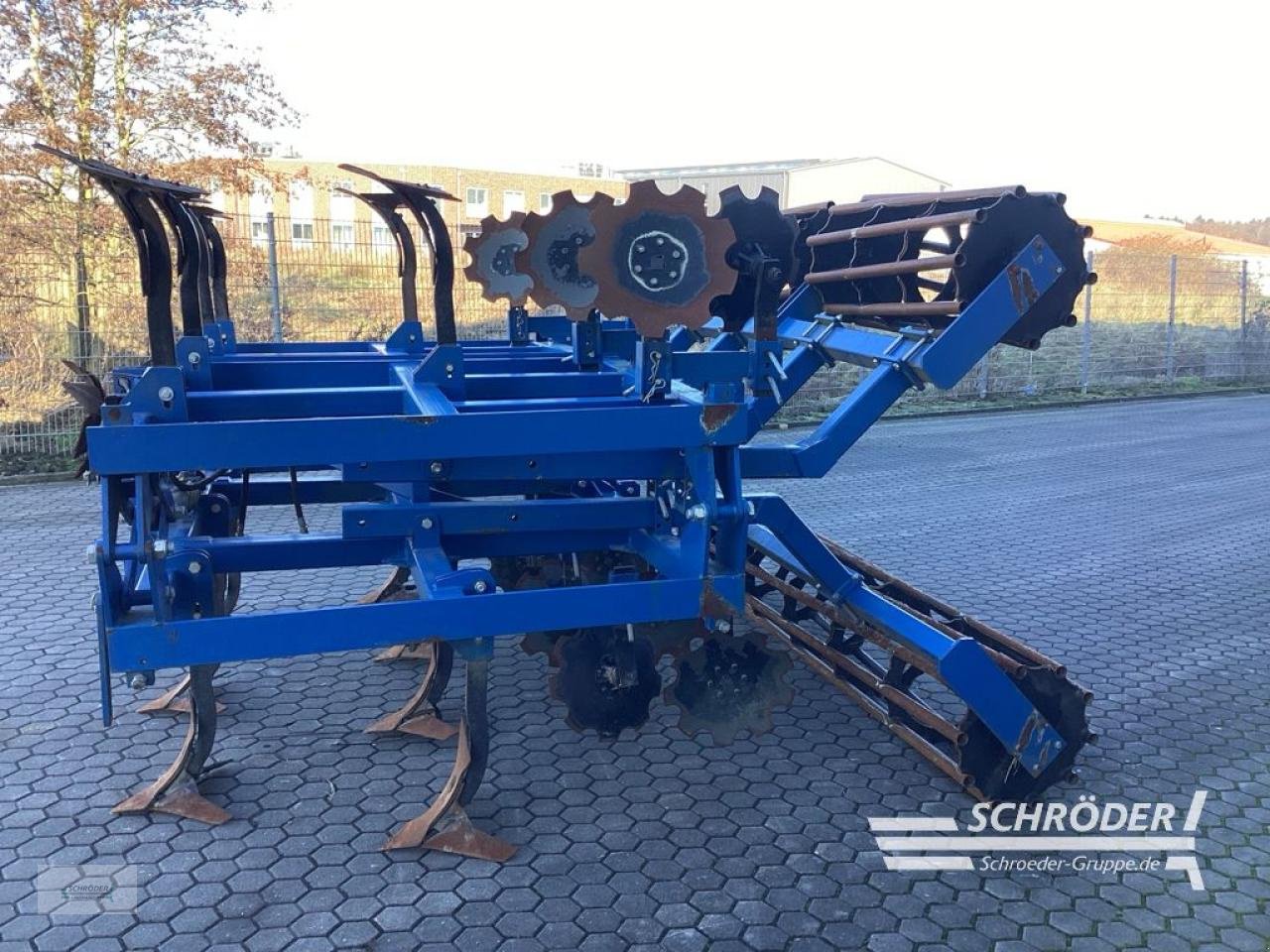 Grubber des Typs Sonstige STP - RKW 5,50 M, Gebrauchtmaschine in Norden (Bild 4)