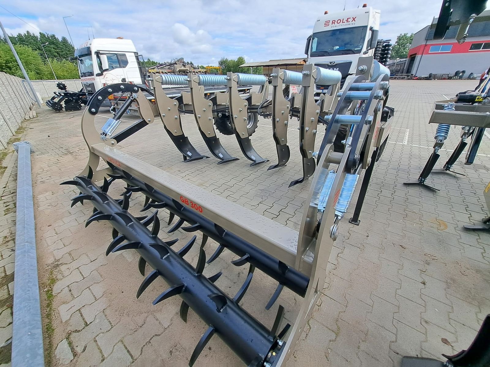 Grubber des Typs Sonstige Tiefenlockerer / subsoiler, Neumaschine in Michałowo (Bild 2)