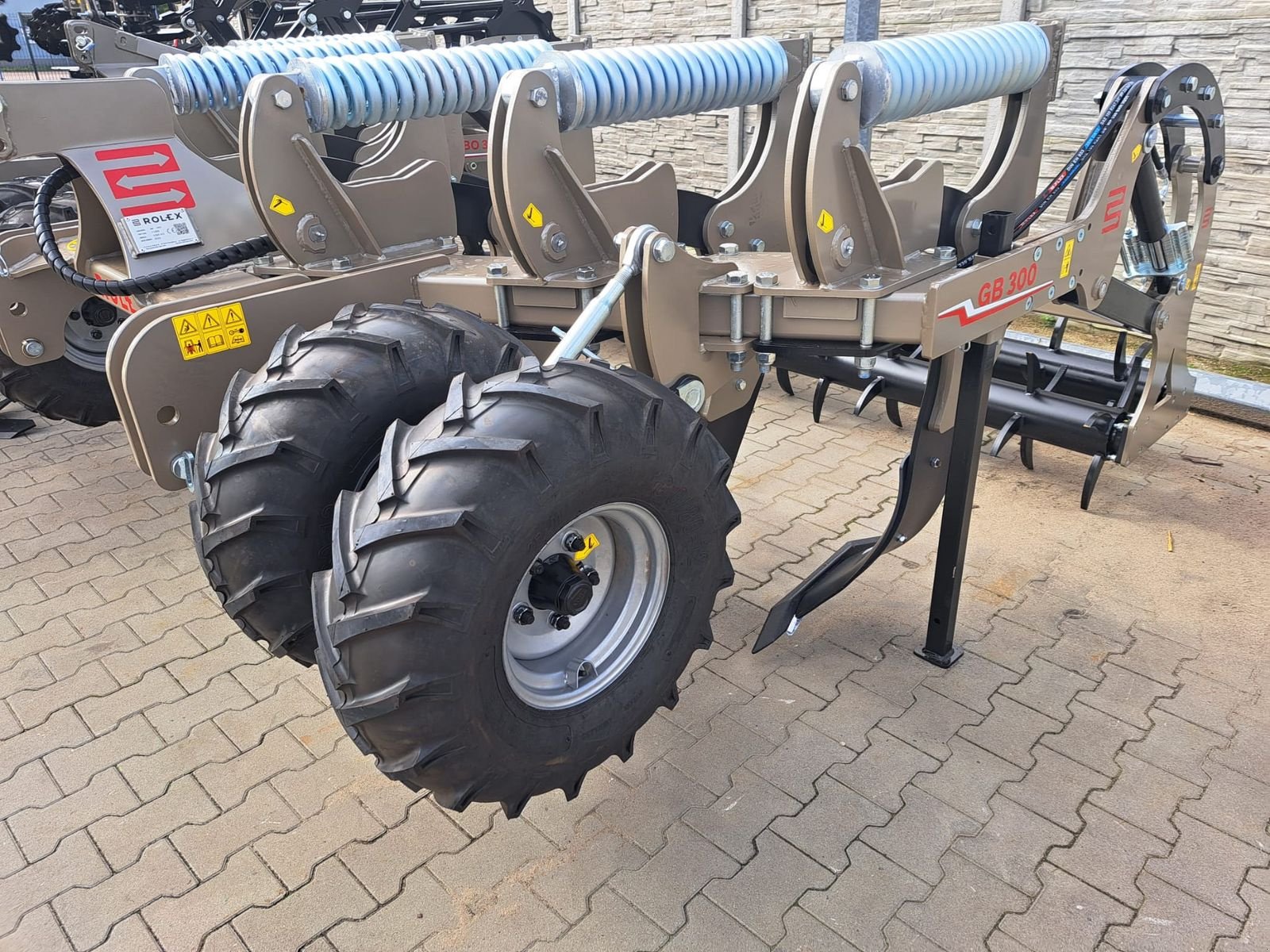 Grubber des Typs Sonstige Tiefenlockerer / subsoiler, Neumaschine in Michałowo (Bild 4)