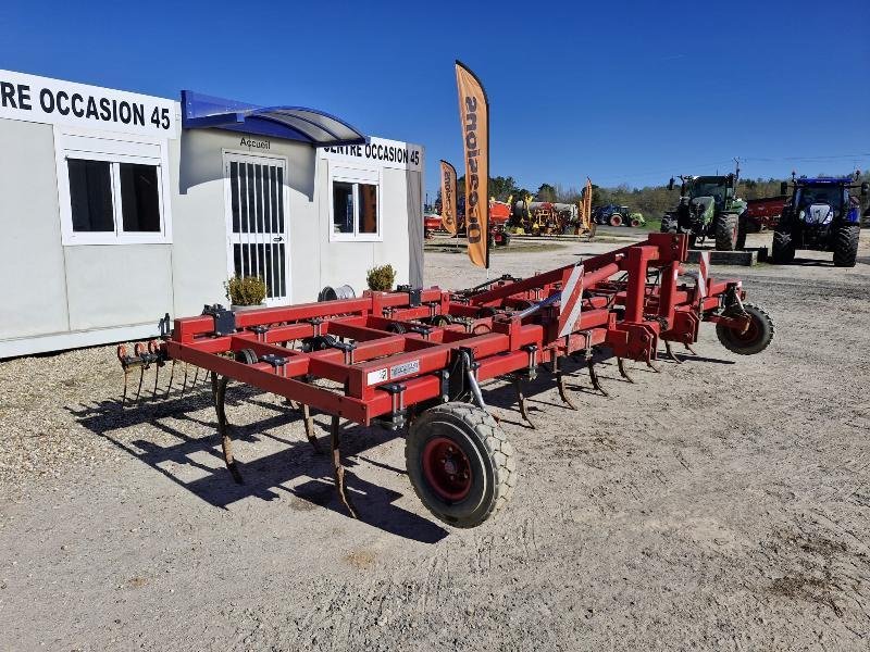 Grubber tip Sonstige TRIC6M, Gebrauchtmaschine in BRAY en Val (Poză 3)