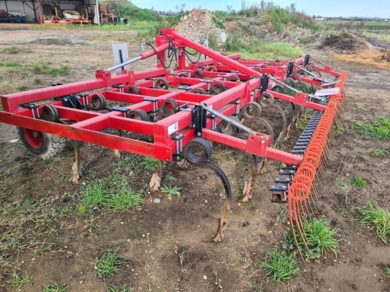 Grubber tip Sonstige TRIC6M, Gebrauchtmaschine in BRAY en Val (Poză 5)