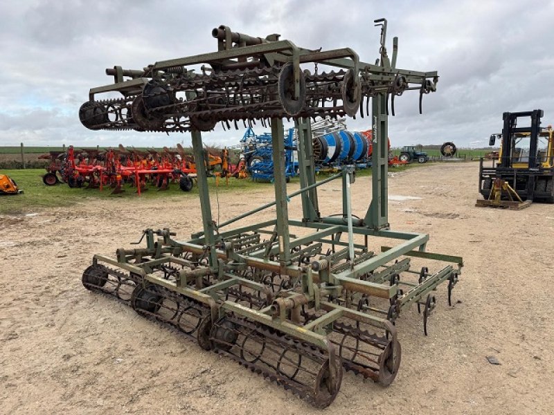 Grubber des Typs Sonstige VIBRO 6M, Gebrauchtmaschine in PITHIVIERS Cedex (Bild 3)