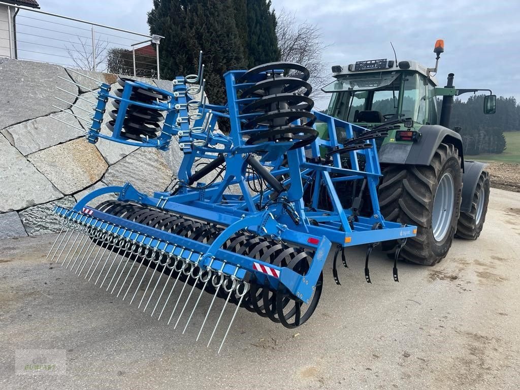 Grubber of the type Sonstige Zagroda CULTI 4-400, Neumaschine in Bad Leonfelden (Picture 5)