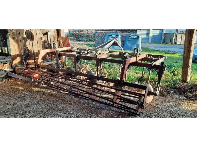Grubber типа TECHMAGRI DECHAUMEUR, Gebrauchtmaschine в CHAUMONT (Фотография 3)