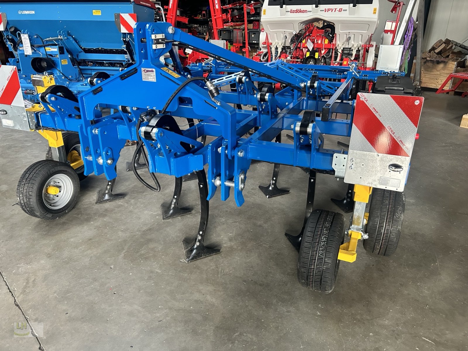 Grubber des Typs Treffler TGA 300, Neumaschine in Aresing (Bild 1)