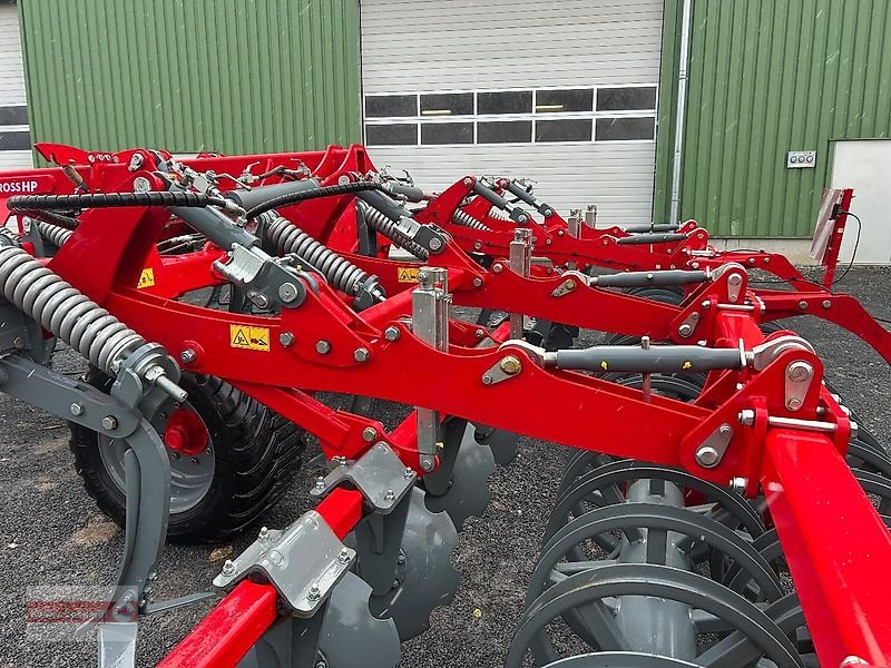 Grubber des Typs Unia Cross HP 6 vierbalkiger Flügelschargrubber Doppel U-Walze Auslösekraft 560kg, Neumaschine in Ostheim/Rhön (Bild 16)