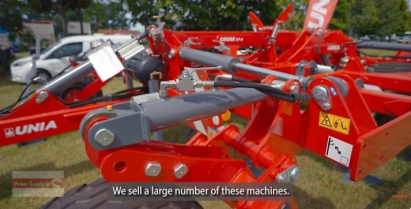 Grubber des Typs Unia Cross HP 6 vierbalkiger Flügelschargrubber Doppel U-Walze Auslösekraft 600 kg, Neumaschine in Ostheim/Rhön (Bild 26)