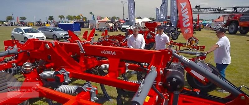 Grubber des Typs Unia Cross HP 6 vierbalkiger Flügelschargrubber Doppel U-Walze Auslösekraft 600 kg, Neumaschine in Ostheim/Rhön (Bild 12)