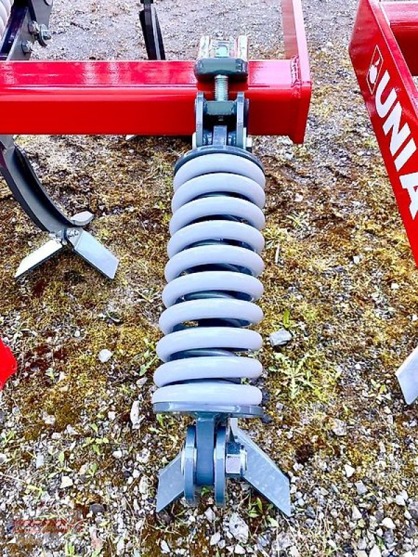 Grubber des Typs Unia Cross HP 6 vierbalkiger Flügelschargrubber Doppel U-Walze Auslösekraft 600 kg, Neumaschine in Ostheim/Rhön (Bild 16)