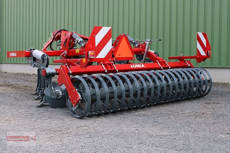 Grubber a típus Unia Cross II dreibalkiger Flügelschargrubber 3 m 600 kg Auslösekraft, Neumaschine ekkor: Ostheim/Rhön (Kép 7)