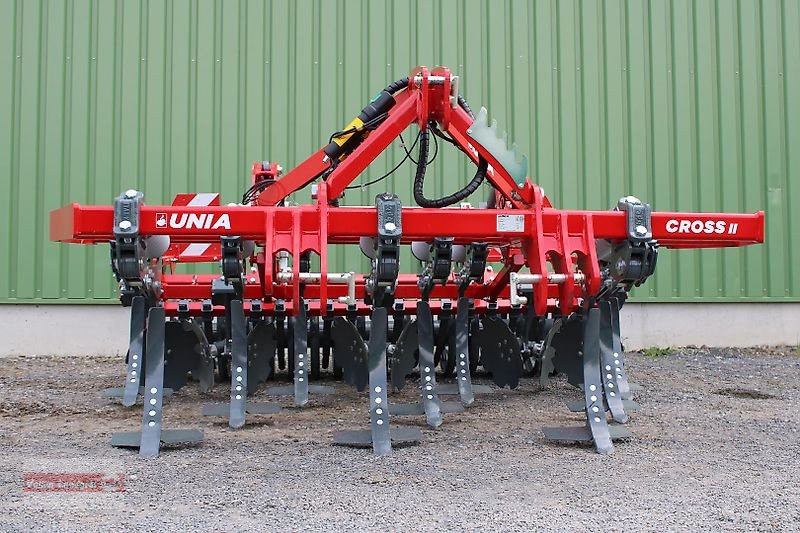 Grubber des Typs Unia Cross II dreibalkiger Flügelschargrubber 3m 600kg Auslösekraft, Neumaschine in Ostheim/Rhön (Bild 16)