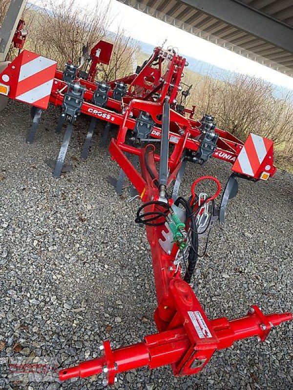 Grubber des Typs Unia Cross S dreibalkiger Flügelschargrubber 3 m Auslösekraft 560 kg Reifenpacker Walze, Neumaschine in Ostheim/Rhön (Bild 7)