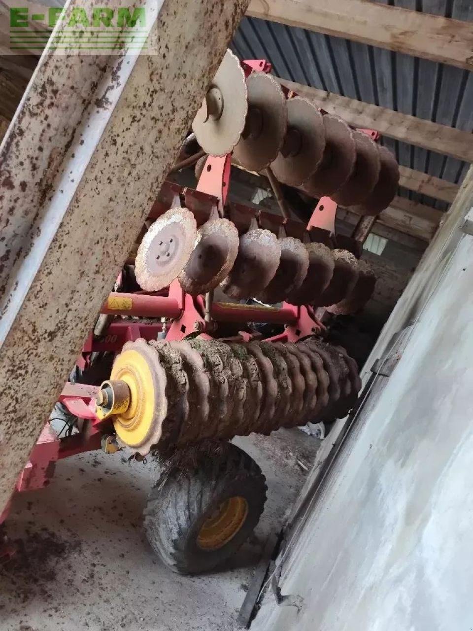 Grubber du type Väderstad carrier 500, Gebrauchtmaschine en CHAUVONCOURT (Photo 8)