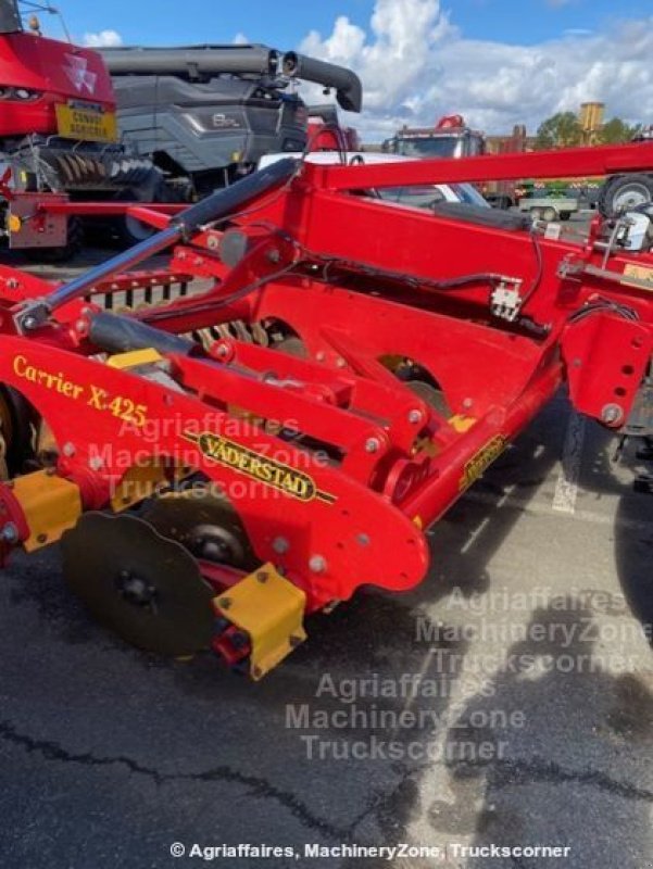 Grubber des Typs Väderstad CARRIER X 425, Gebrauchtmaschine in LOMBEZ (Bild 4)