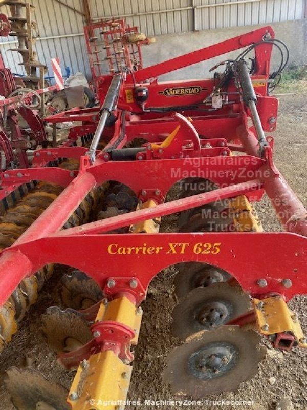 Grubber des Typs Väderstad CARRIER XT 625, Gebrauchtmaschine in LOMBEZ (Bild 5)