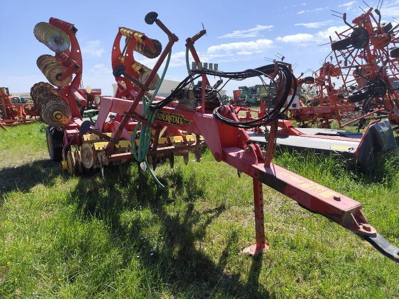 Grubber типа Väderstad CARRIER, Gebrauchtmaschine в VOUZIERS (Фотография 2)