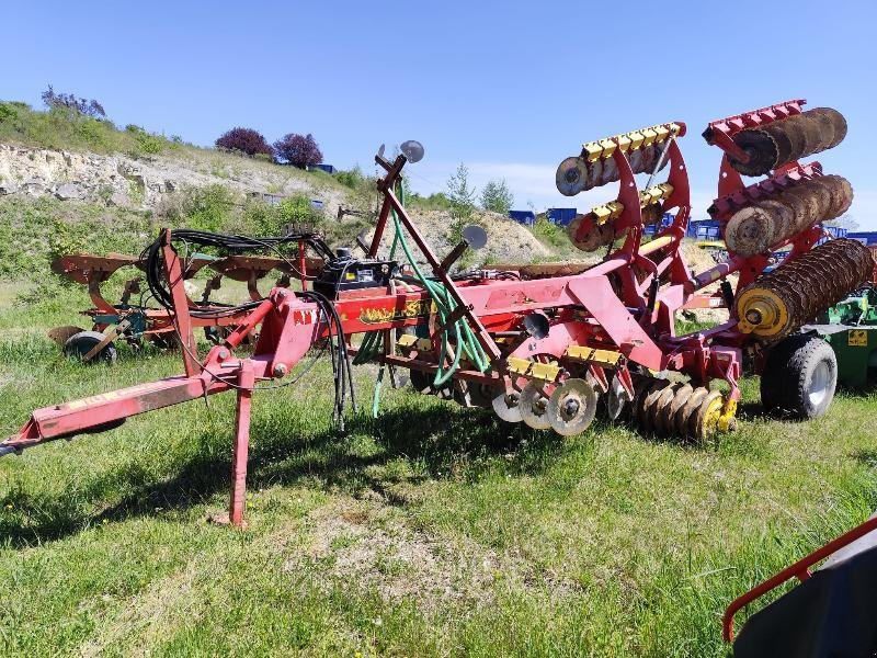 Grubber типа Väderstad CARRIER, Gebrauchtmaschine в VOUZIERS (Фотография 1)