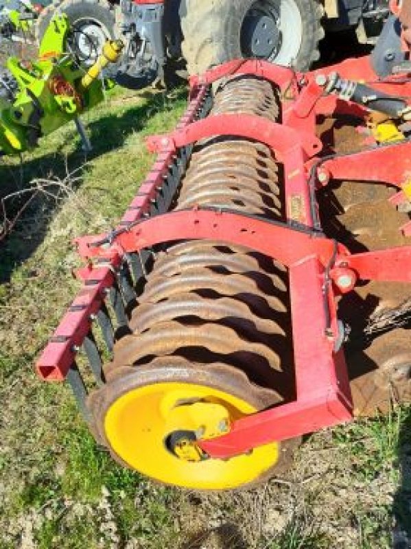 Grubber des Typs Väderstad DECHAUMEUR, Gebrauchtmaschine in Belleville sur Meuse (Bild 4)