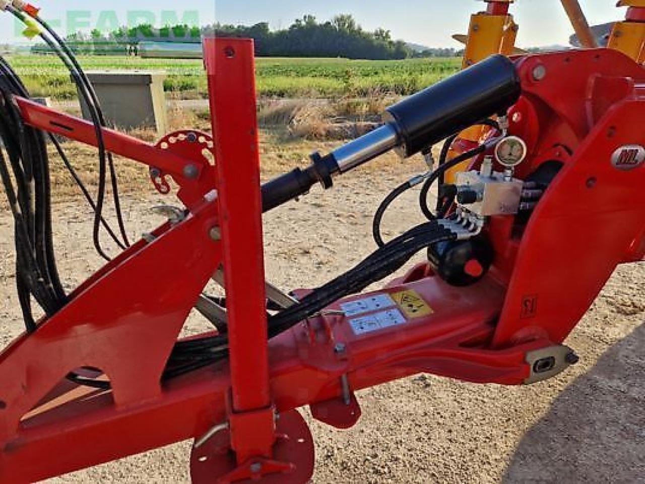 Grubber typu Väderstad top down 600, Gebrauchtmaschine v MONFERRAN (Obrázek 13)