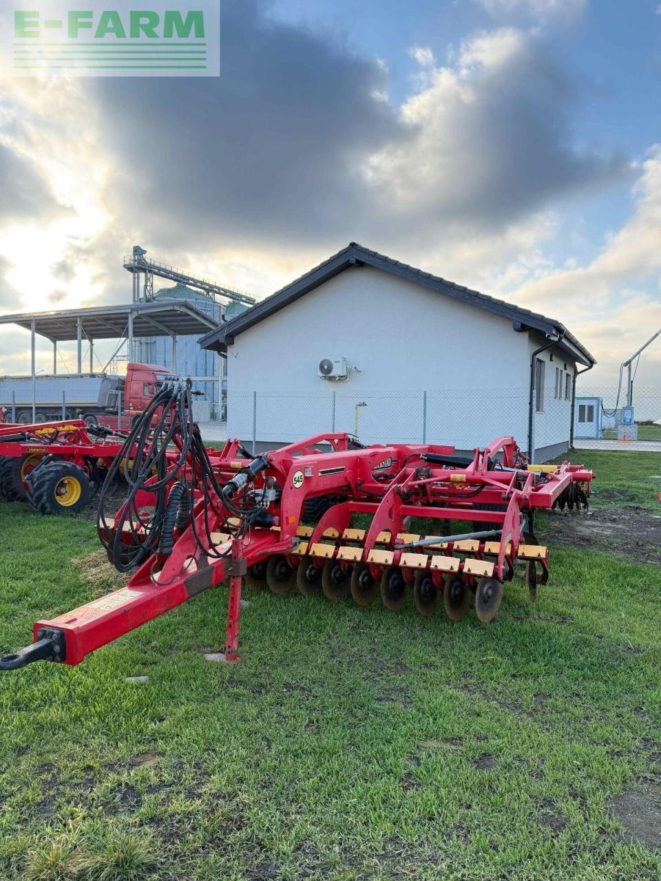 Grubber des Typs Väderstad TopDown 400, Gebrauchtmaschine in Hamburg (Bild 3)