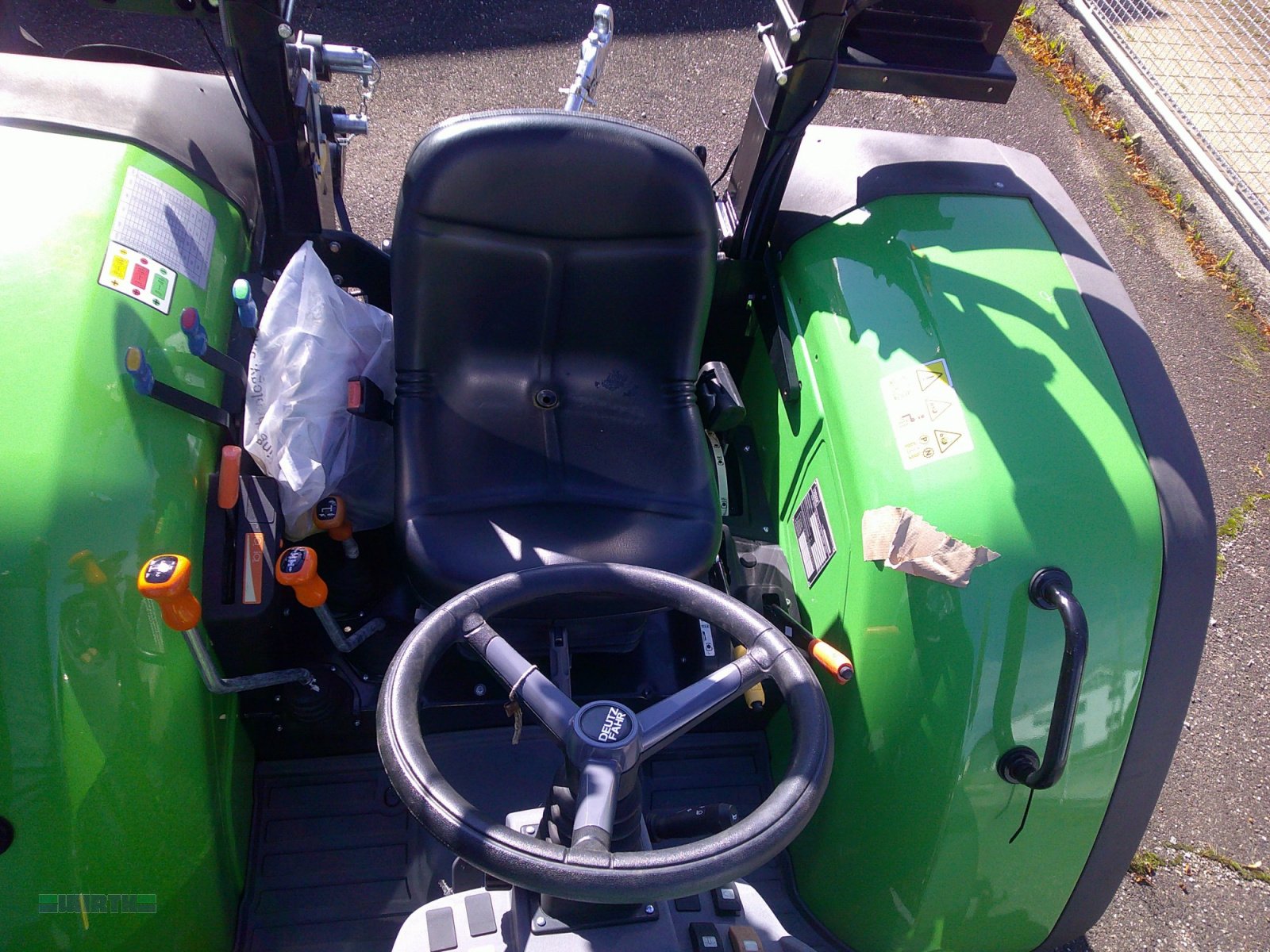 Grünlandtraktor des Typs Deutz-Fahr 4080 E "Sonderpreis im November", Neumaschine in Buchdorf (Bild 9)