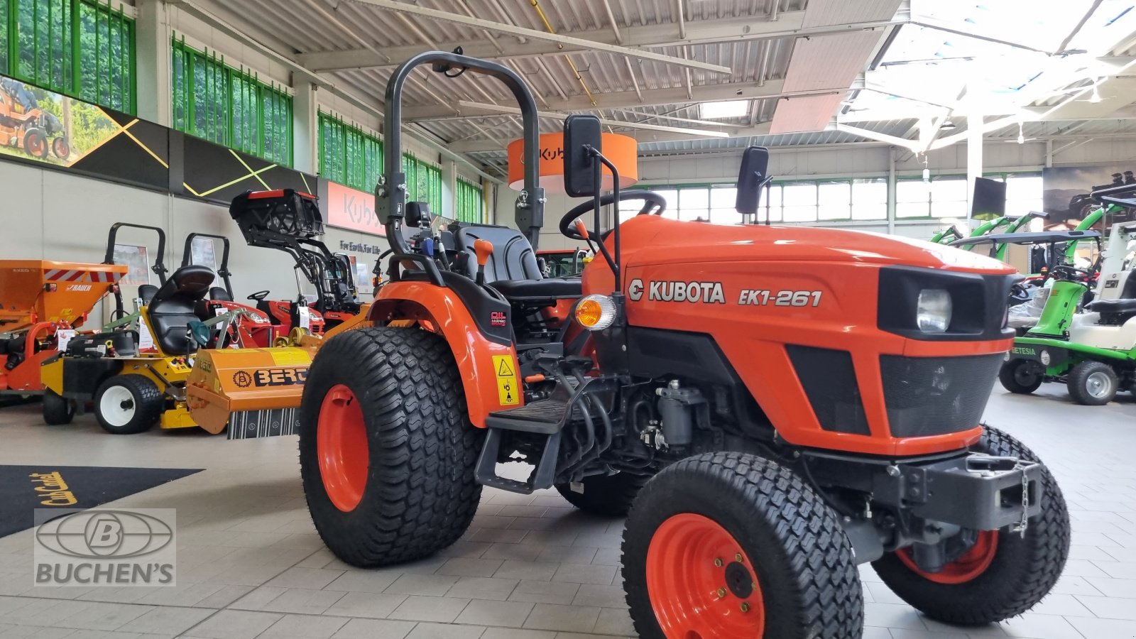 Grünlandtraktor des Typs Kubota EK1-261, Neumaschine in Olpe (Bild 9)