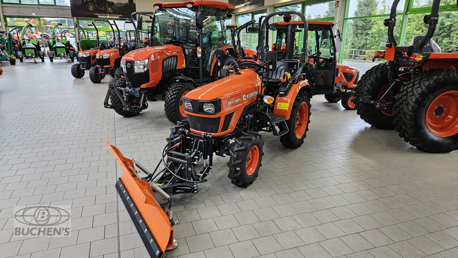 Grünlandtraktor des Typs Kubota EK1-261, Gebrauchtmaschine in Olpe (Bild 2)