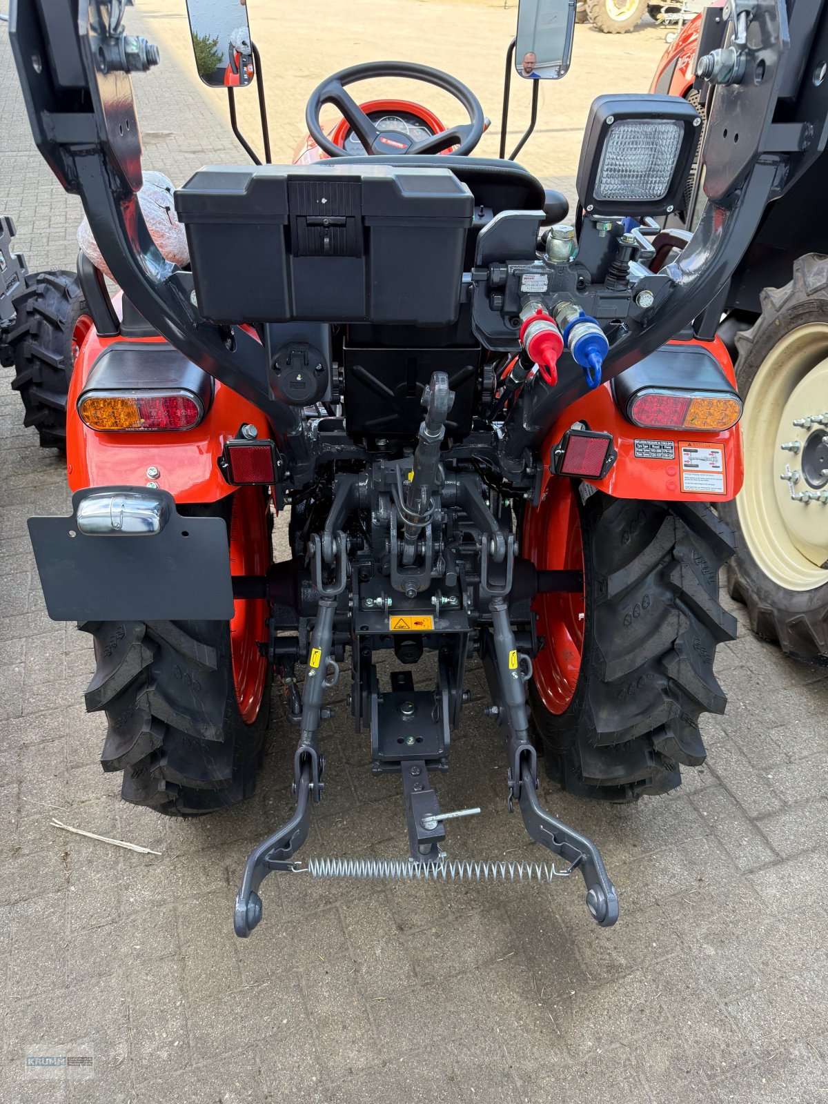 Grünlandtraktor des Typs Kubota EK1-261, Neumaschine in Malterdingen (Bild 4)