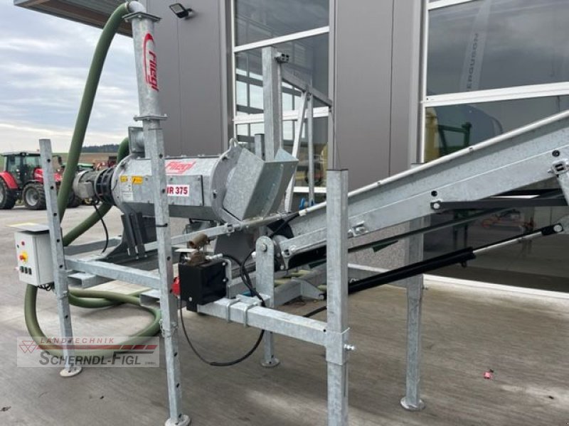 Gülleeinarbeitungstechnik of the type Fliegl Gülleseparator, Neumaschine in St.Margarethen (Picture 2)