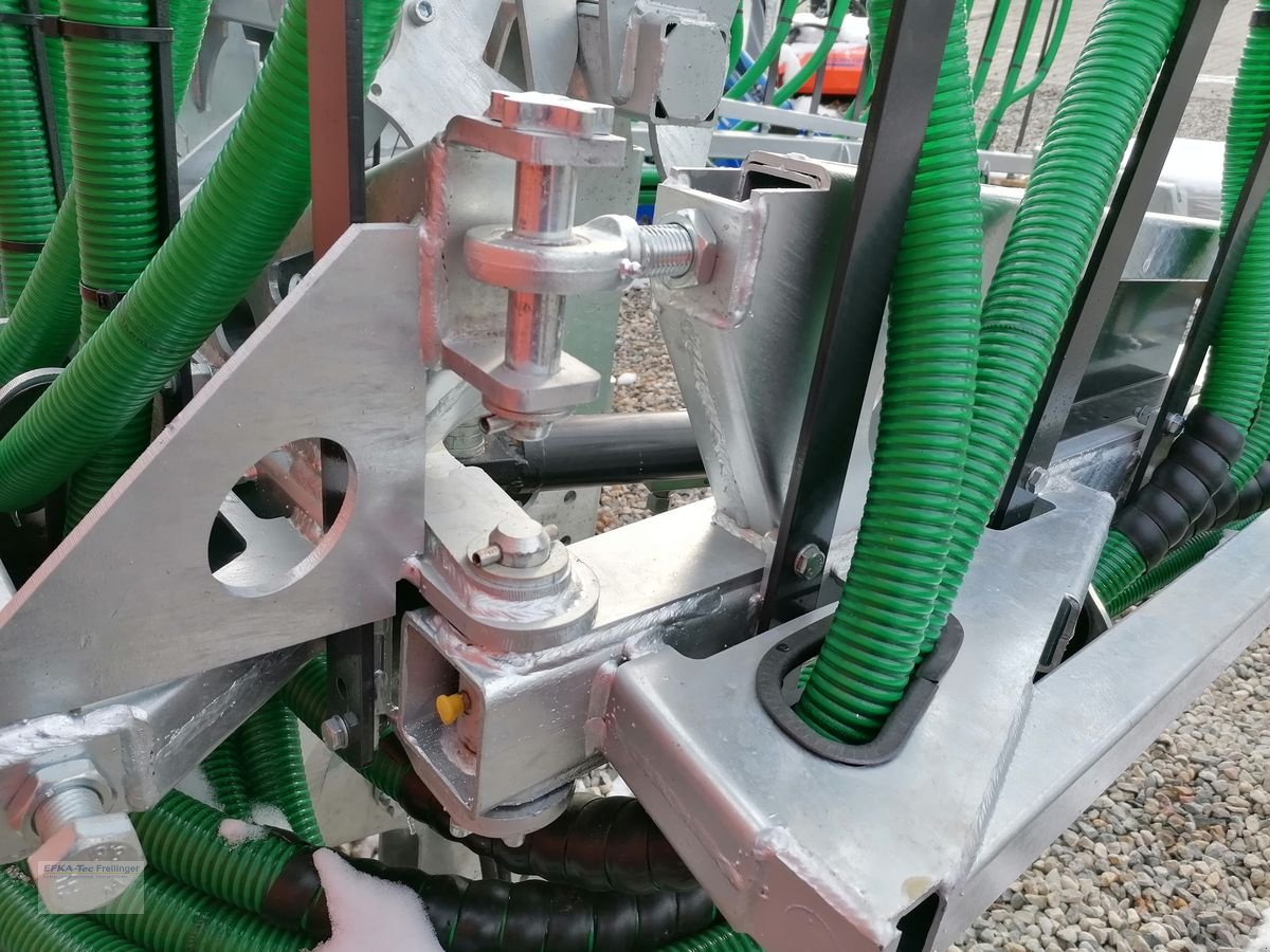 Gülleeinarbeitungstechnik des Typs Sonstige Schleppschuhverteiler Farmtech Condor 9.0, Neumaschine in Obing (Bild 4)