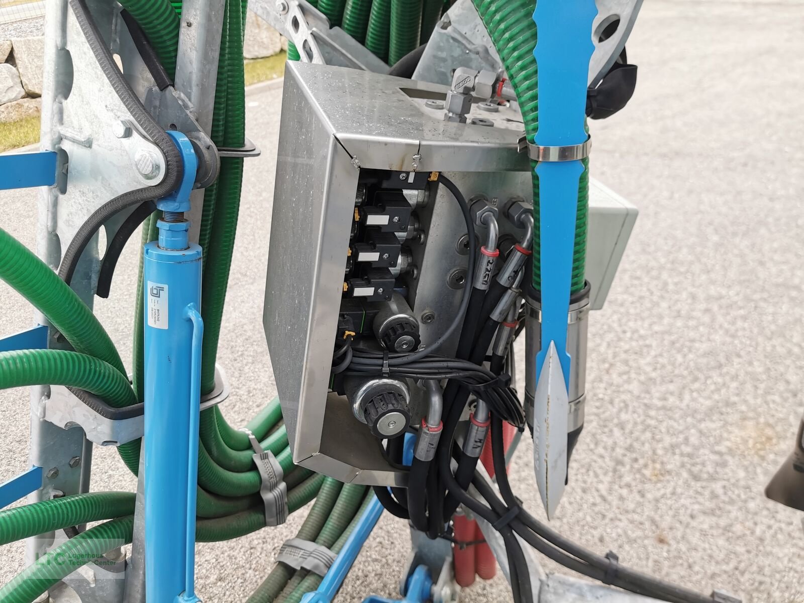 Gülleeinarbeitungstechnik Türe ait Sonstige UP 7,5 Schleppschuhverteiler, Neumaschine içinde Redlham (resim 8)