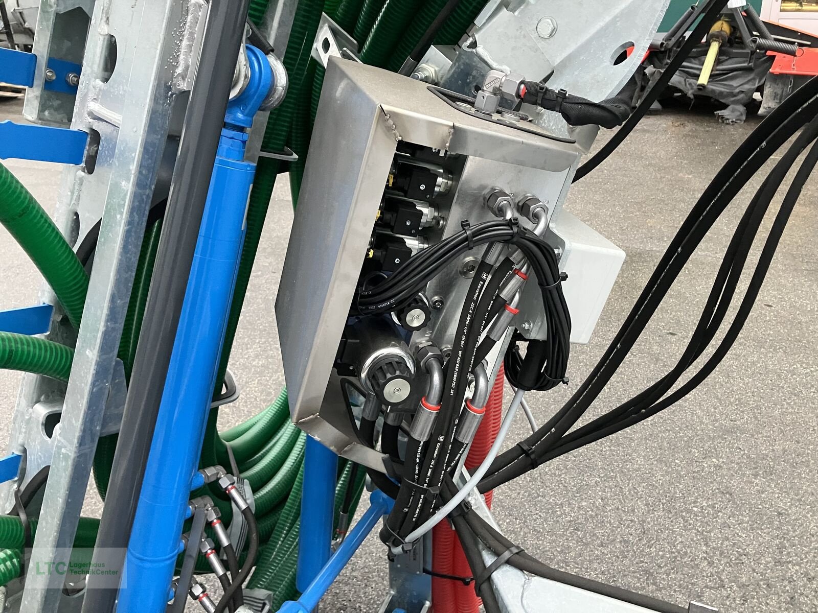 Gülleeinarbeitungstechnik Türe ait Sonstige UP 7,5 Schleppschuhverteiler, Neumaschine içinde Redlham (resim 12)