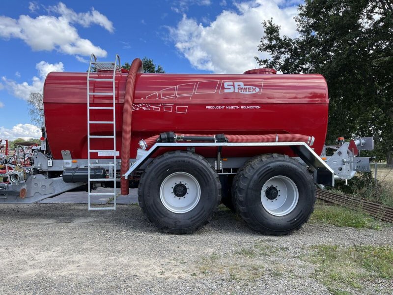 Gülleeinarbeitungstechnik des Typs Spawex Gülletankwagen / slurry tanker, Neumaschine in Michałowo (Bild 1)