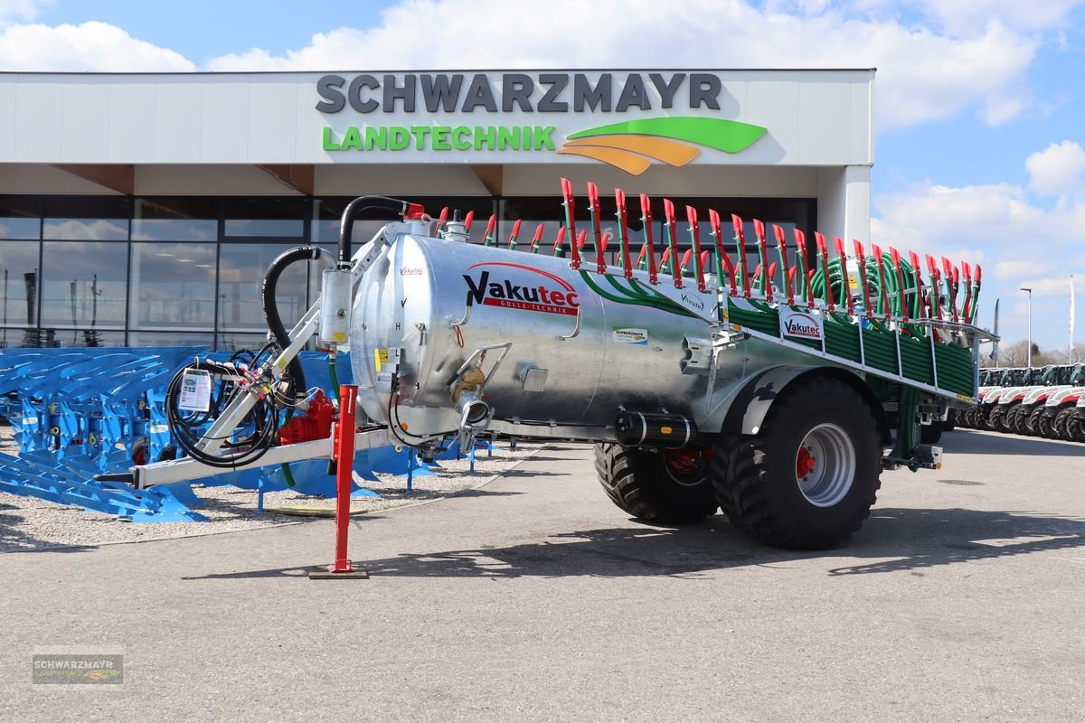 Gülleeinarbeitungstechnik des Typs Vakutec Schleppschuh 12/48, Neumaschine in Gampern (Bild 2)