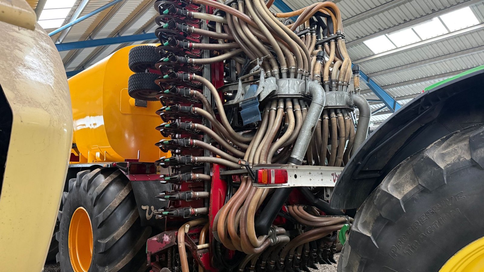 Gülleeinarbeitungstechnik des Typs Vredo ZB3-12068, Gebrauchtmaschine in Gjerlev J. (Bild 1)