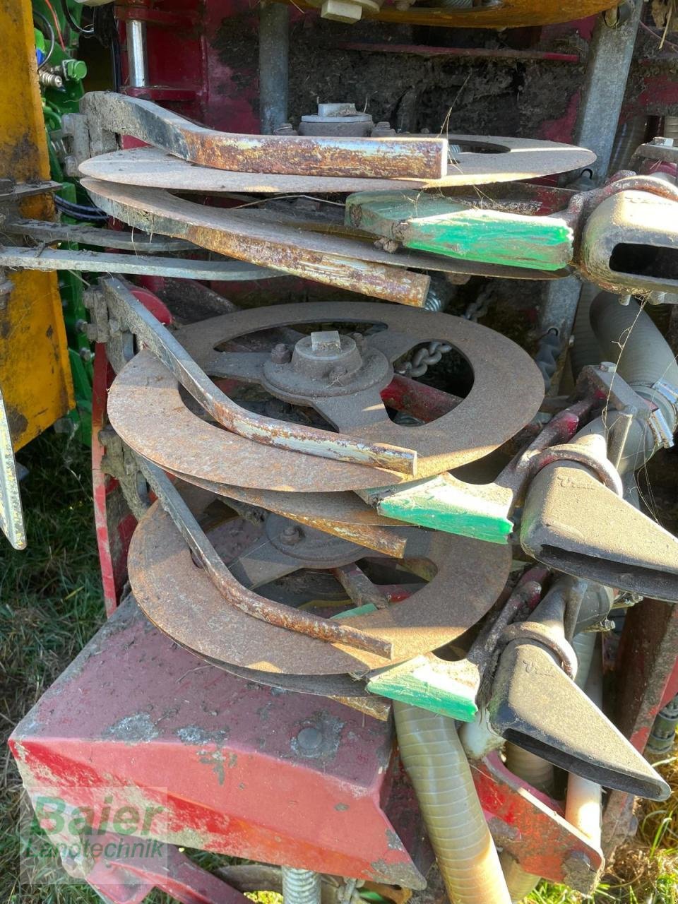 Gülleeinarbeitungstechnik типа Vredo ZB3 8750, Gebrauchtmaschine в OBERNDORF-HOCHMOESSINGEN (Фотография 2)