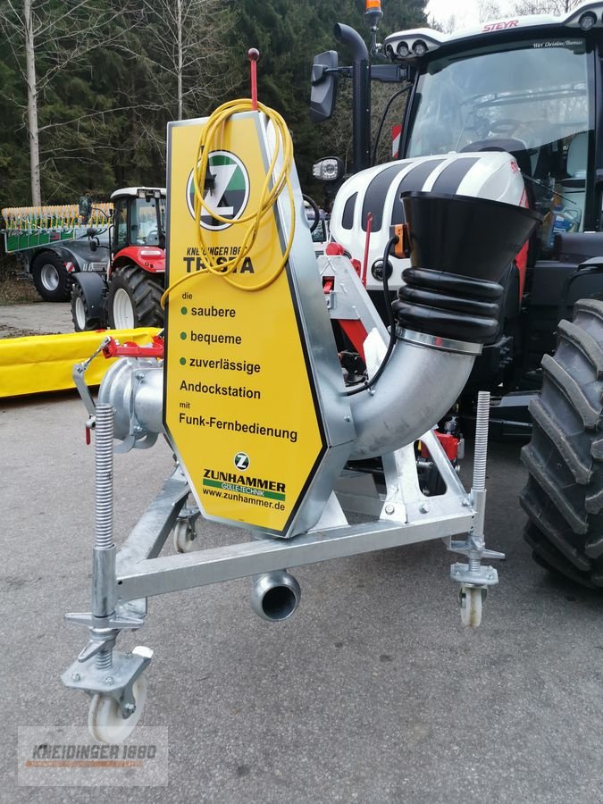 Gülleeinarbeitungstechnik of the type Zunhammer Trista Trichterstation, Neumaschine in Altenfelden (Picture 1)