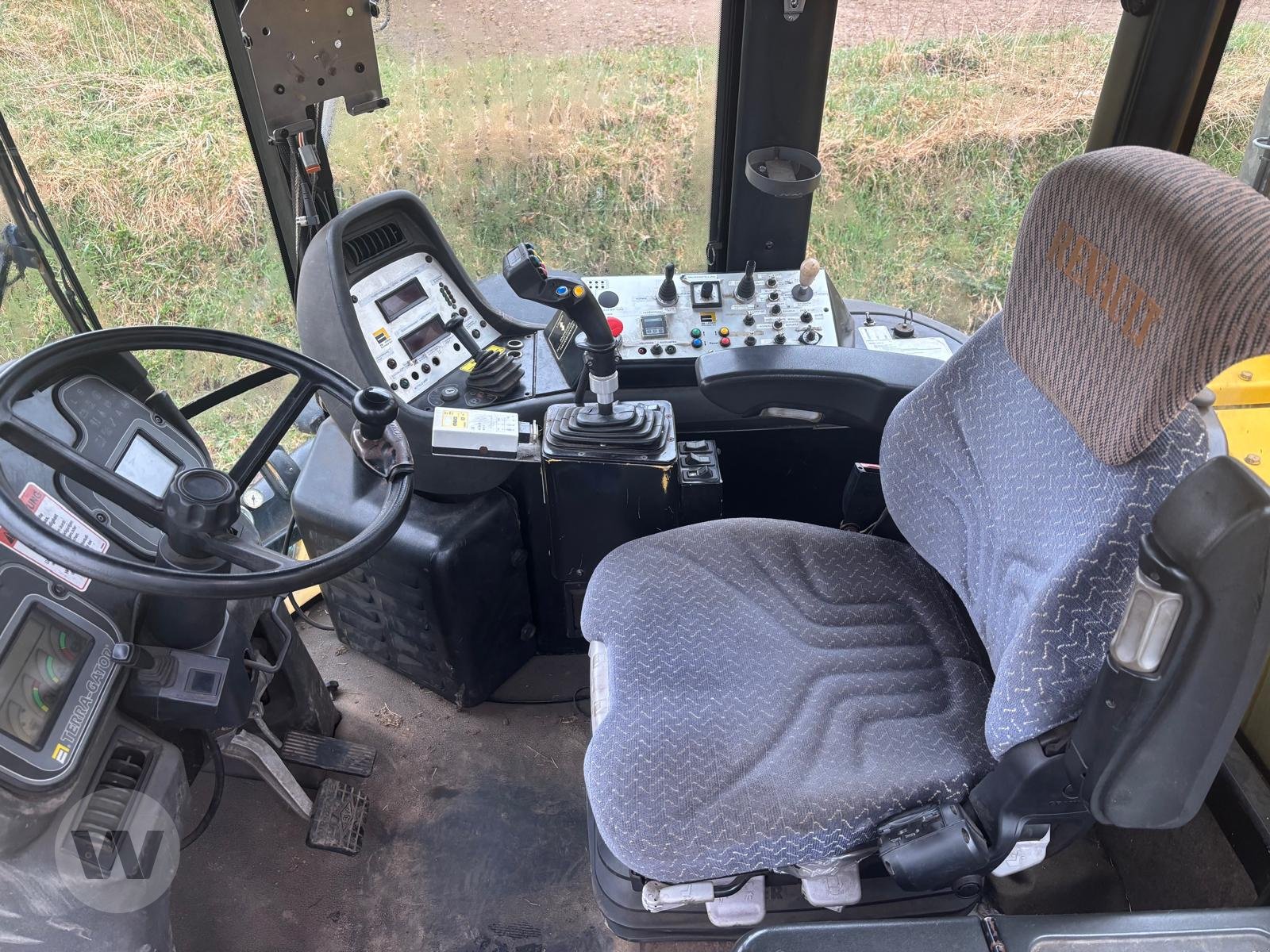 Gülleselbstfahrer des Typs Challenger Terra Gator 2104, Gebrauchtmaschine in Börm (Bild 12)